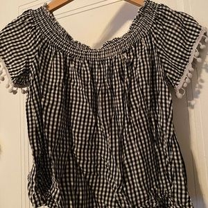 Women’s black tops